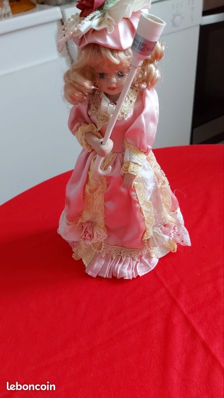 Poupée de collection (image 2)