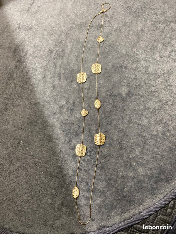 Collier (image 1)