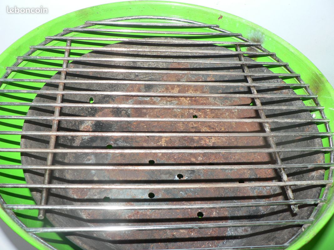 Petit barbecue boule vert pomme – compact, décoratif – très bon état (image 5)