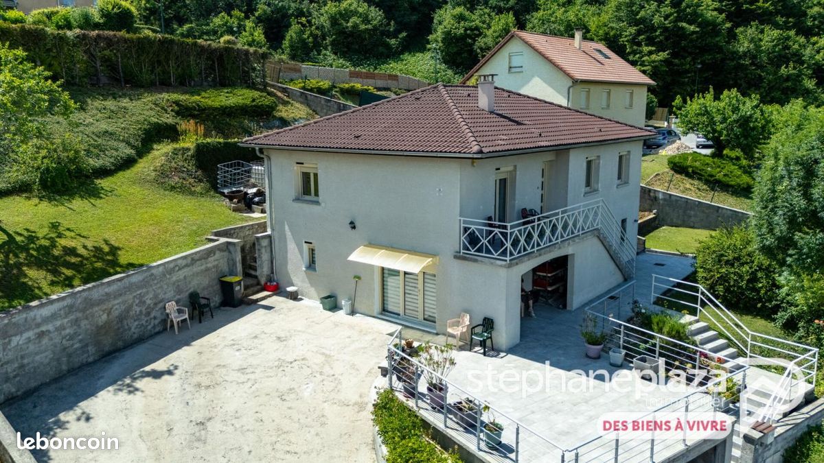 Maison 6 pièces 164 m² (image 1)