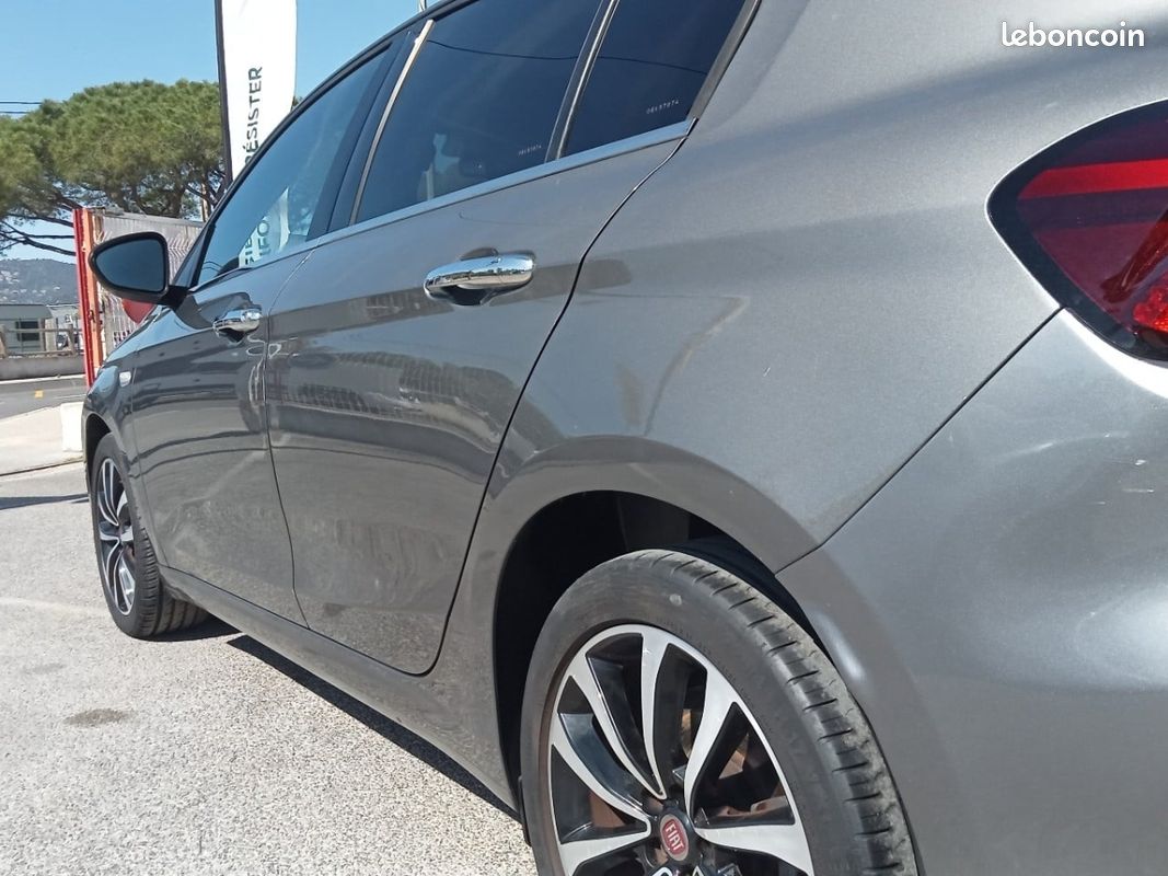 Fiat Tipo (2) 1.6 MultiJet 120ch S/S Business (image 35)