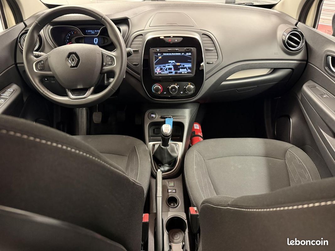 RENAULT CAPTUR 90ch Limited (image 24)