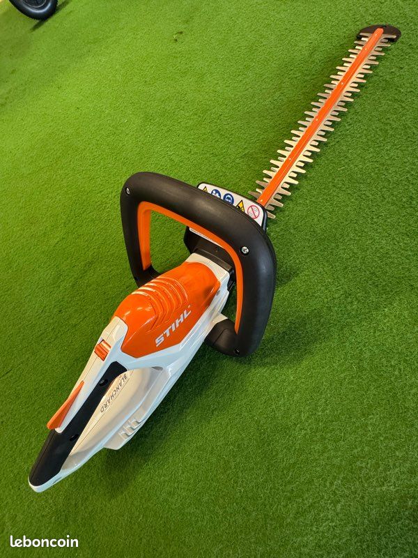 Taille haie HSA45 marque STIHL neuf (image 2)