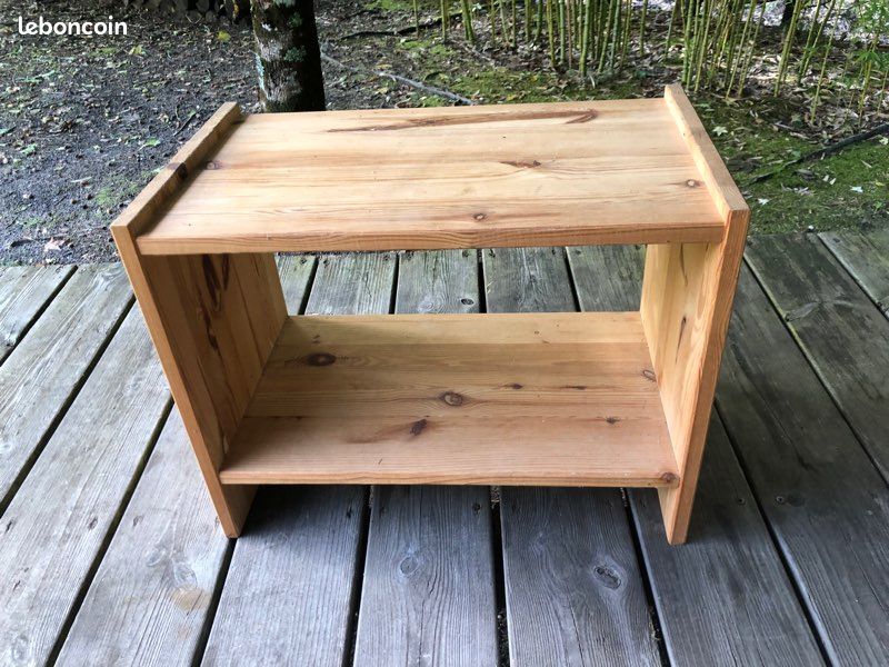 Table de chevet en bois brut (image 1)