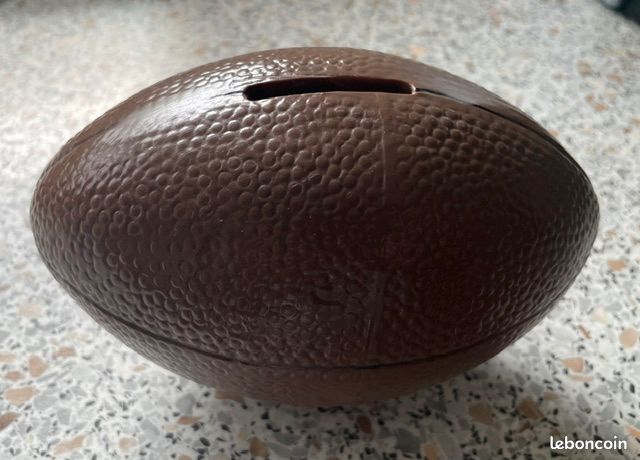 TIRELIRE EN FORME DE BALLON DE FOOTBALL AMERICAIN (ou de RUGBY) (image 2)