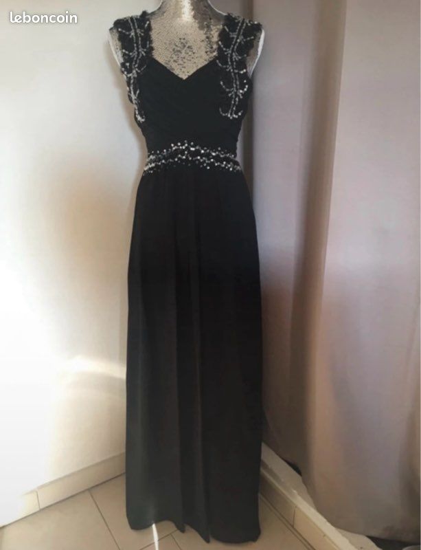 Robe de soirée noire (image 1)