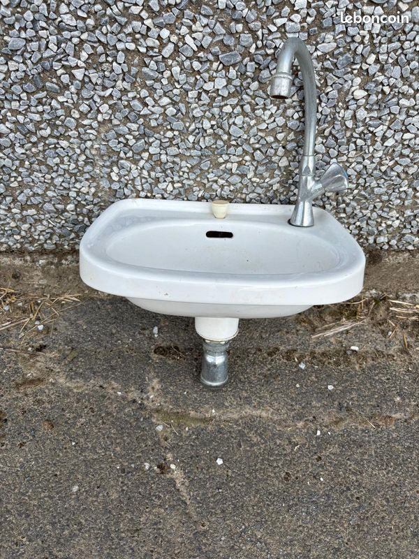 Lavabo (image 1)