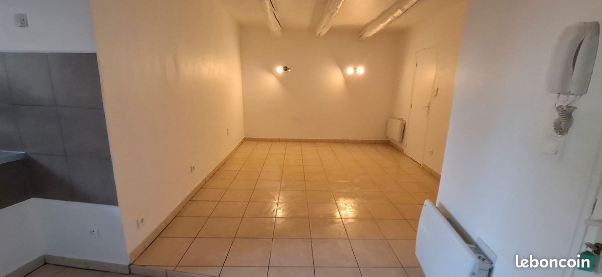 Appartement 3 pièces 60 m² · à Manosque · 60 m² · 500 €/mois
