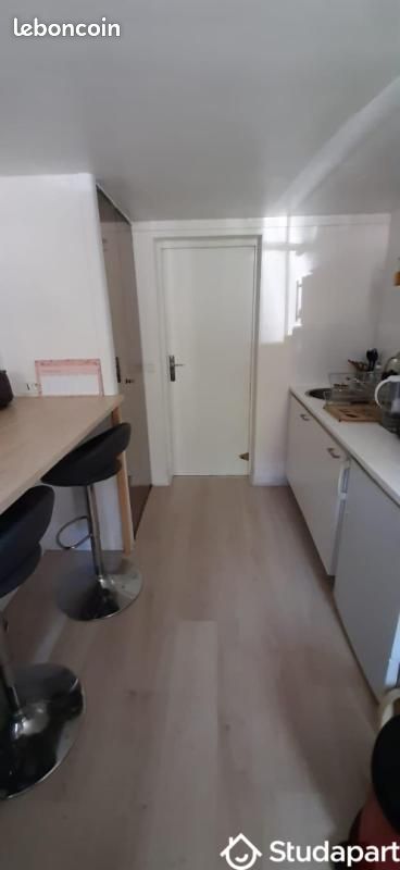 Appartement 1 pièce 23 m² · à Versailles · 23 m² · 670 €/mois