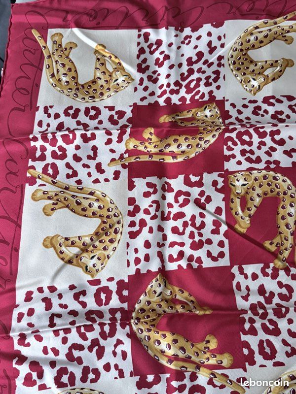 FOULARD CARRÉ CARTIER PANTHÈRE Soie 66cm VINTAGE 2002 | NEUF AVEC BOÎTE et DOCS (image 6)