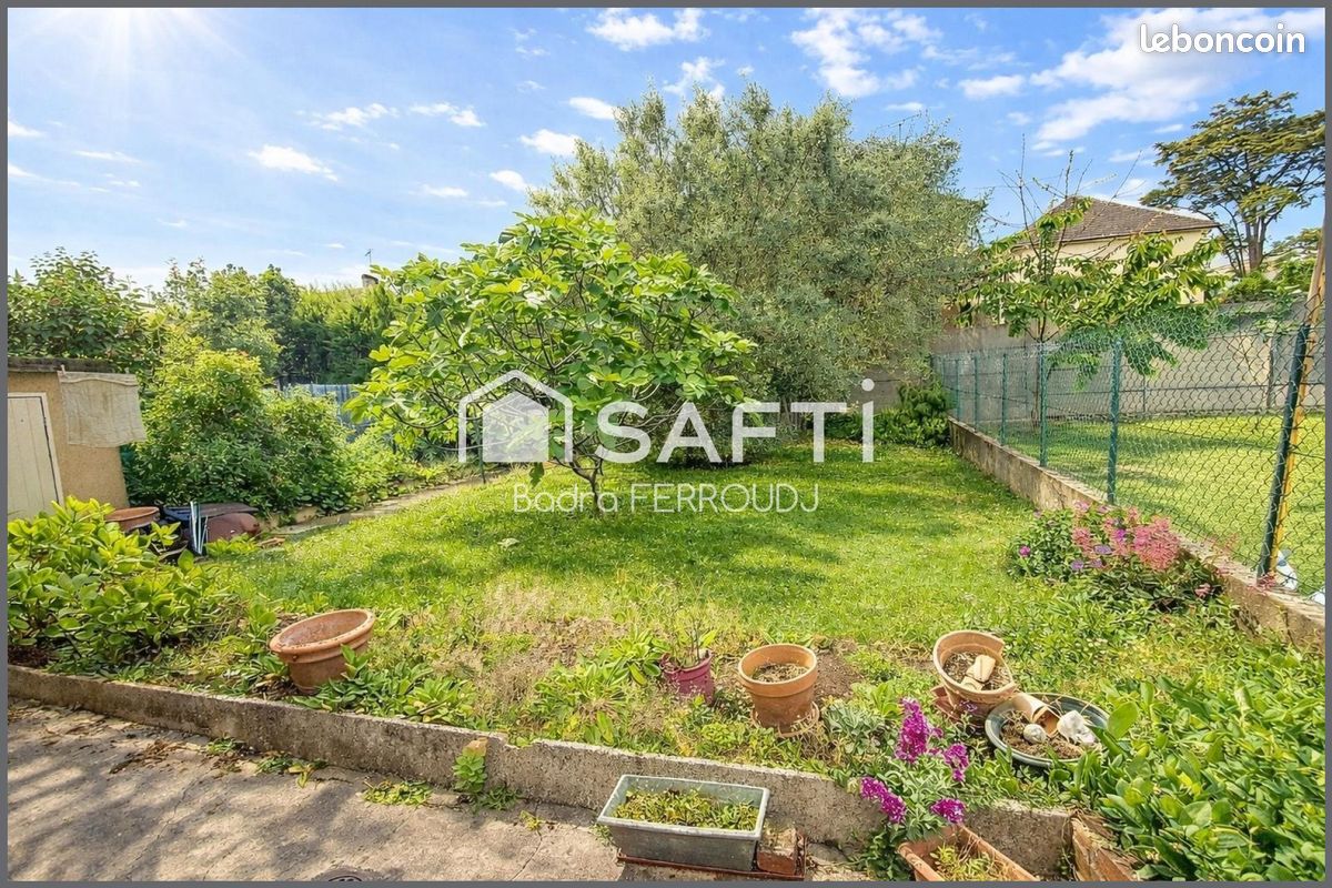 Maison 4 pièces 100 m² · à Bobigny · 100 m² · 285 000 €