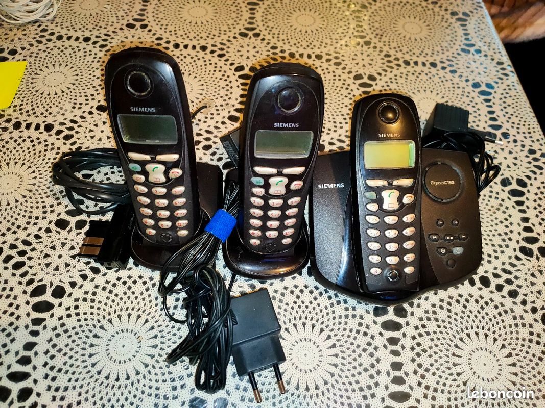 Téléphones Siemens Gigaset C150 - 3 Combinés + Répondeur (image 1)