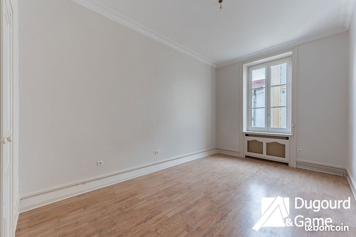 Appartement a louer roanne - 5 pièce(s) - 168 m2 - Surfyn