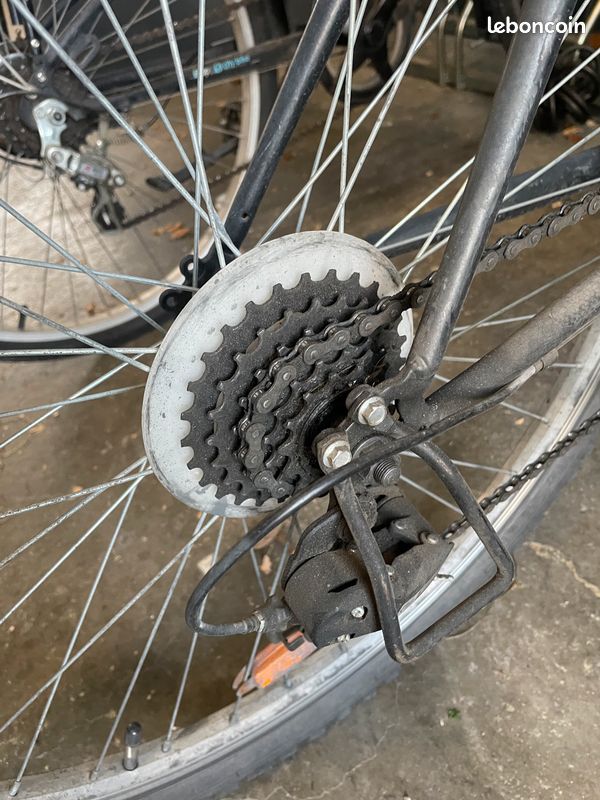 Vélo VTC à vendre – Bon état (image 7)