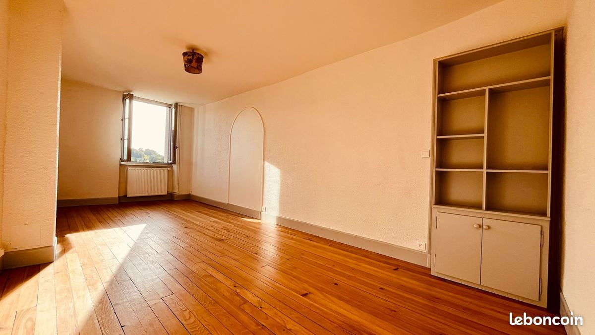 Location appartement F 4 (image 1)