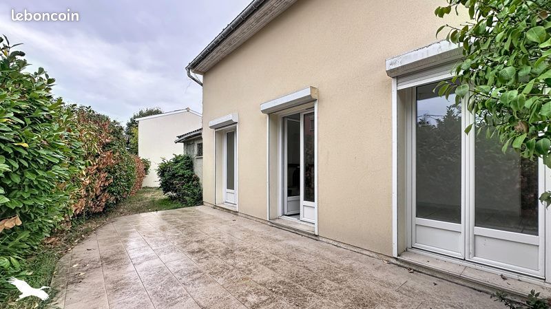Maison 6 pièces 132 m² · à Pessac · 132 m² · 417 500 €