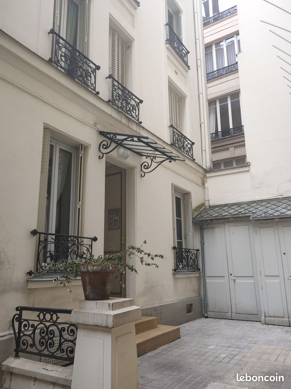 Appartement 2 pièces 32 m² · à Paris · 32 m² · 920 €/mois