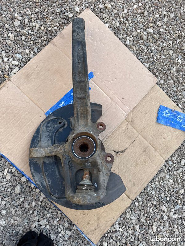 Mercedes-Benz ML W164 Moyeu de roue avant 06064302 A1645400917 (image 1)