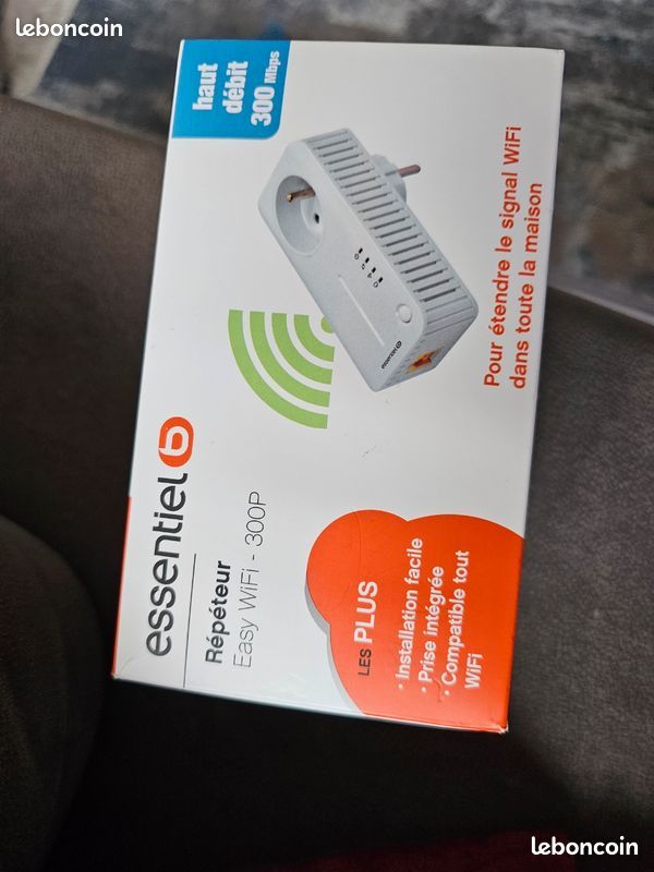 Répéteur WiFi 300 Mbps avec prise – Comme neuf (image 6)
