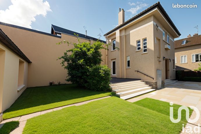 Maison de ville 6 pièces 135 m²