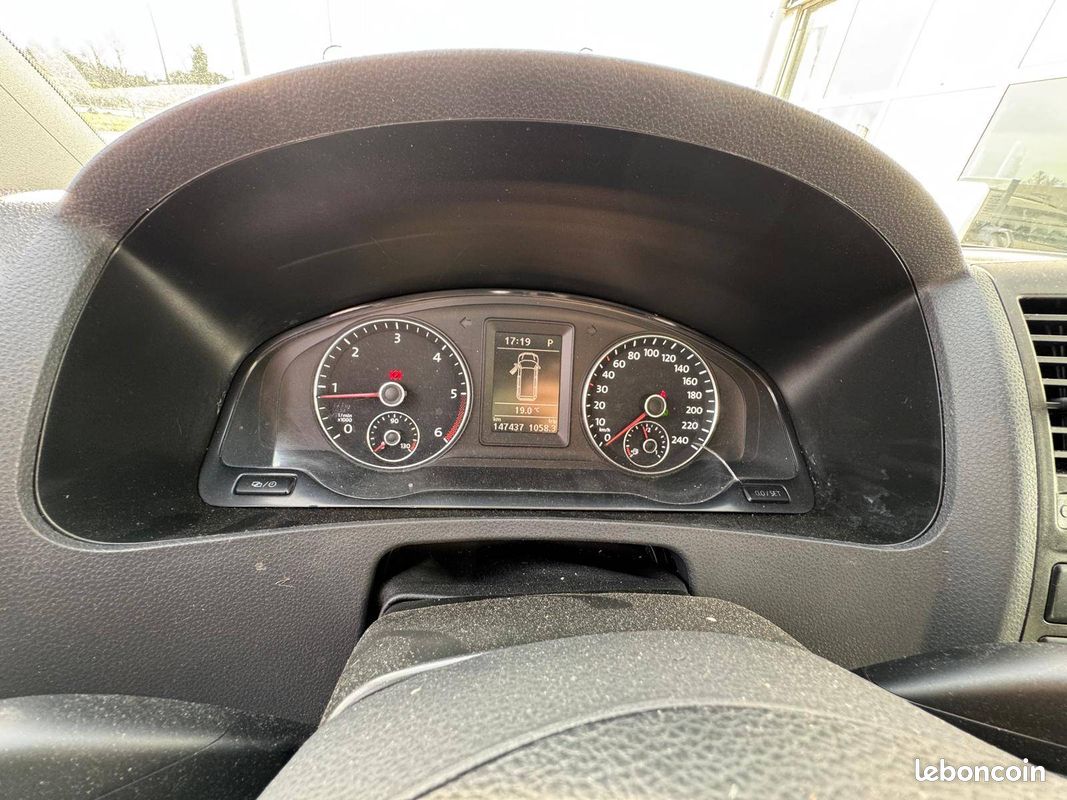 VOLKSWAGEN UTILITAIRES TRANSPORTER FGN TOLE CB 2.0 BiTDI 180 FAP 2.8T DSG7 (image 24)