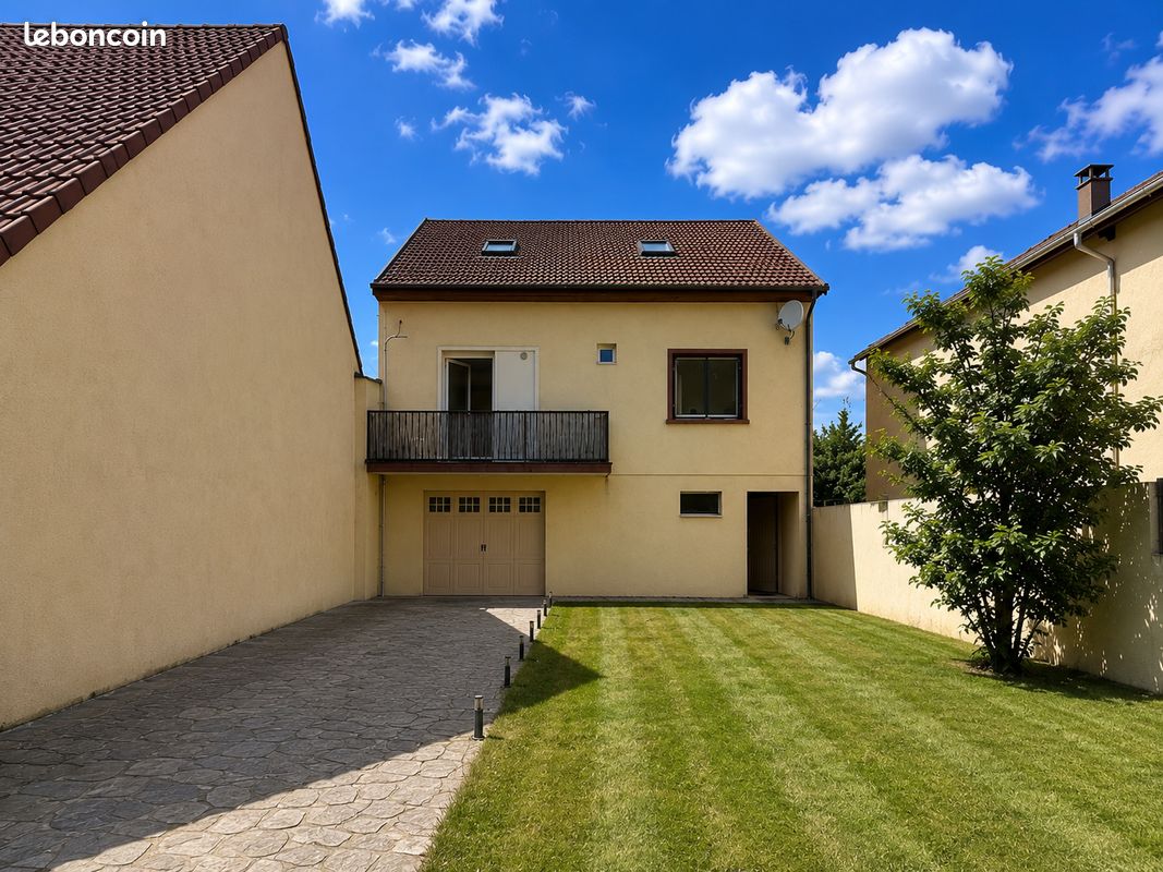 Maison 7 pièces 120 m² · à Le Blanc-Mesnil · 120 m² · 374 000 €