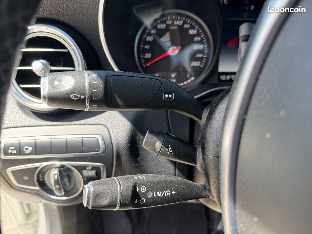 MERCEDES CLASSE C IV C220 D SPORTLINE AMG Toutes Options Toit Ouvrant Burmester Caméra 360 Sièges électriques chauffants Garantie 12 mois (image 25)
