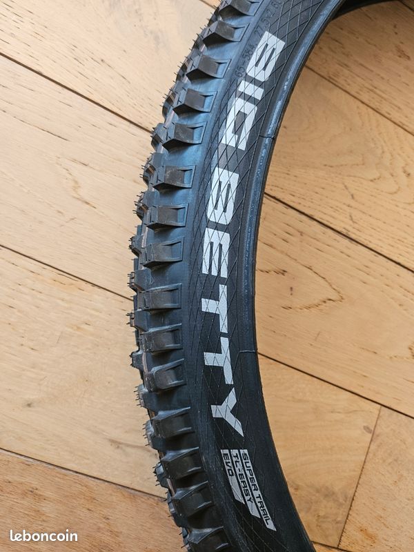 Pneu Schwalble Big Betty (image 2)