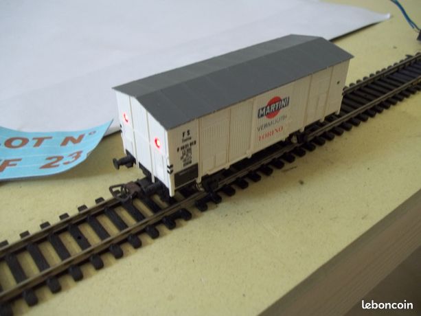 ELECTROTREN : wagons marchandises et voitures... in France