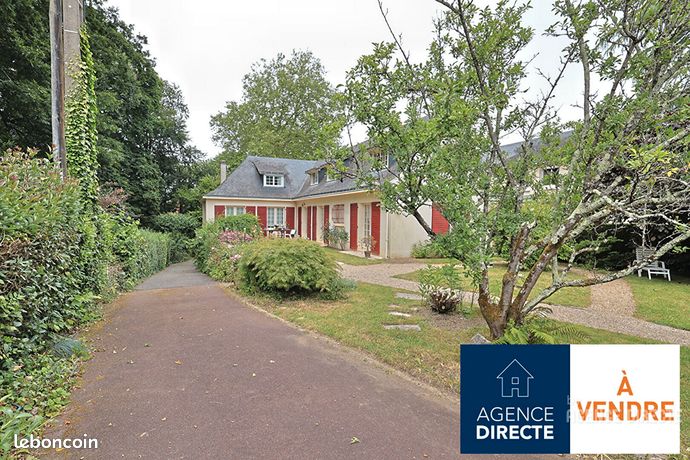 Maison 9 pièces 250 m²