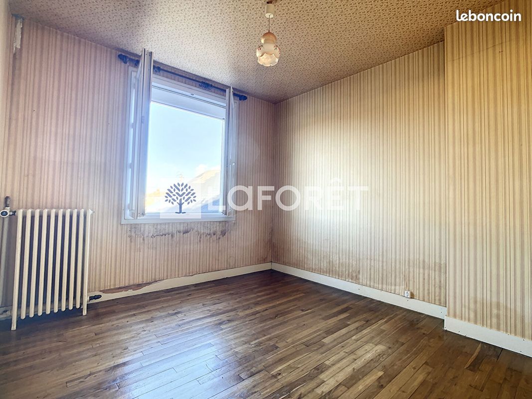 Maison 5 pièces 75 m² - Thouars 79100 (image principale 6)