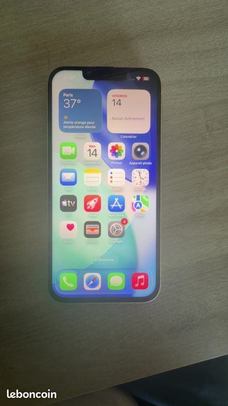 IPhone 14 (image 1)