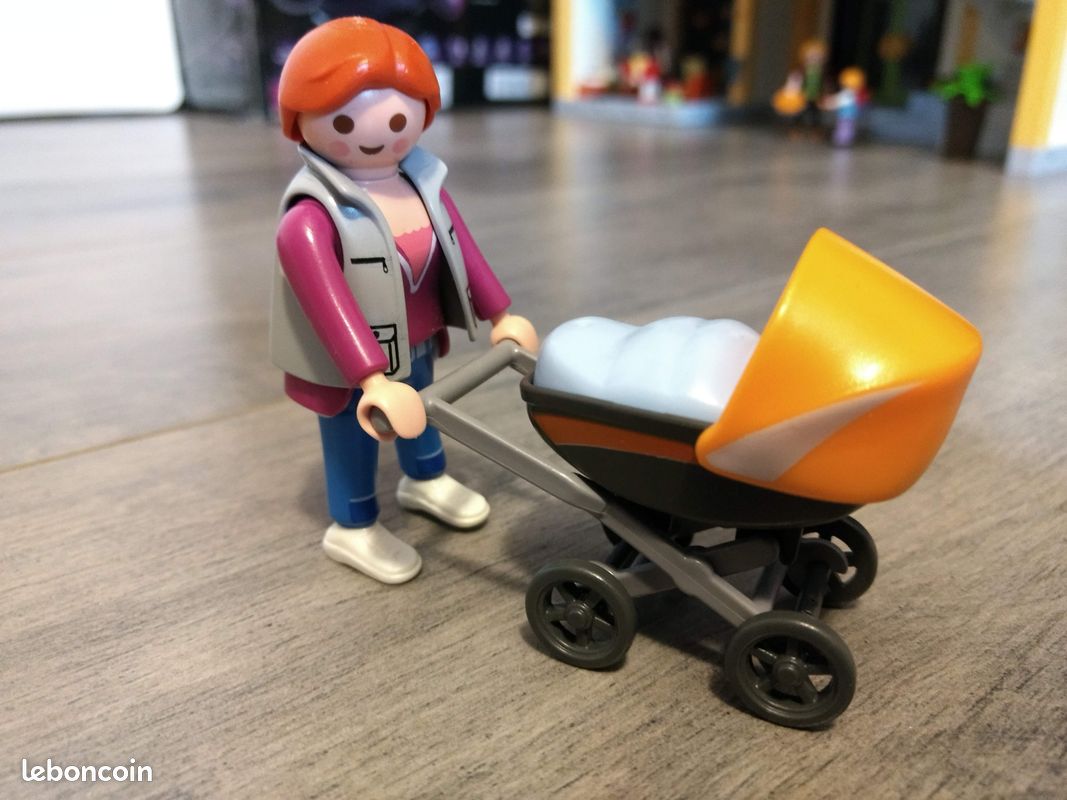 Playmobil 4756 - Maman et poussette (image 1)