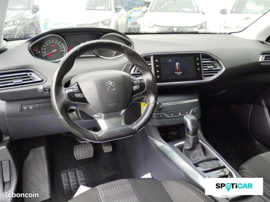 Peugeot 308 SW 1.2 PureTech 130ch S&S EAT6 Allure (image 8)