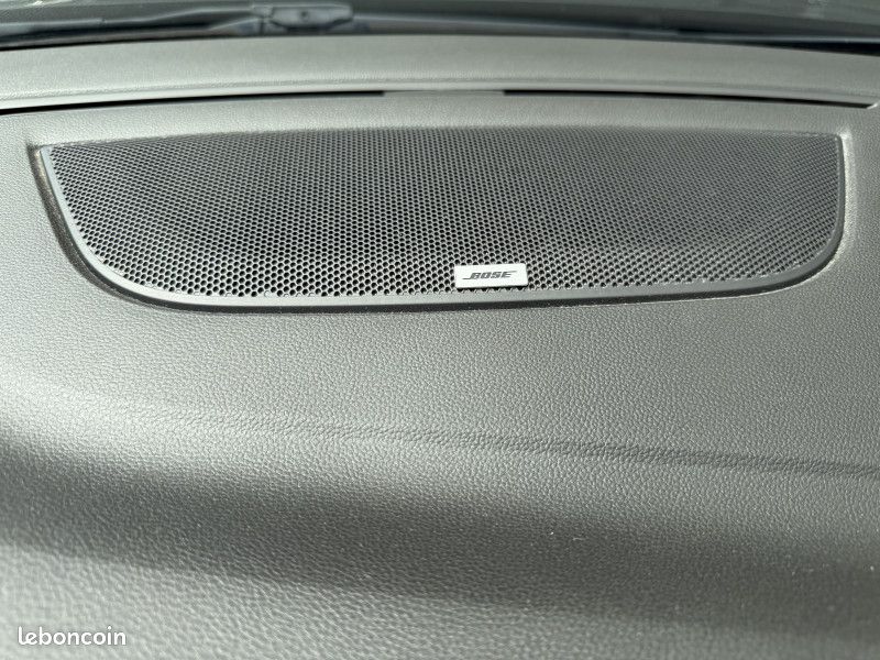 Renault MEGANE IV 1.6 DCI 165CH ENERGY GT EDC (image 18)