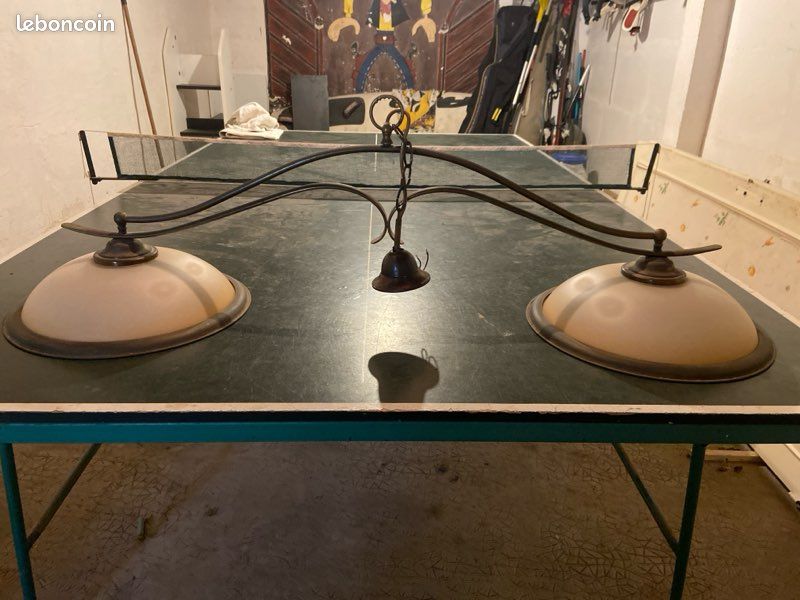 Luminaire vintage à deux vasques en verre opalin/crème (image 1)