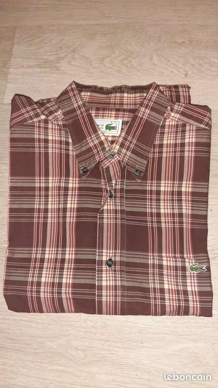 Chemise Lacoste Taille 40 Etiquette d authenticite devanlay (image 1)