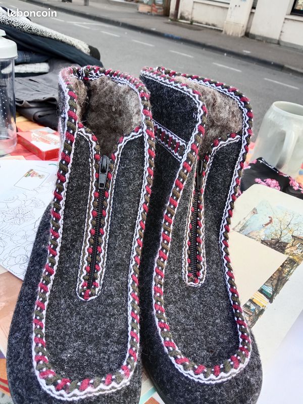 Chaussons fourrés montants (image 1)