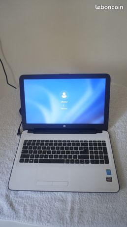 PC Portable HP Pavilion 15,6" Reconditionné - AMD E1-2500 - SSD 256 Go - RAM 8 Go