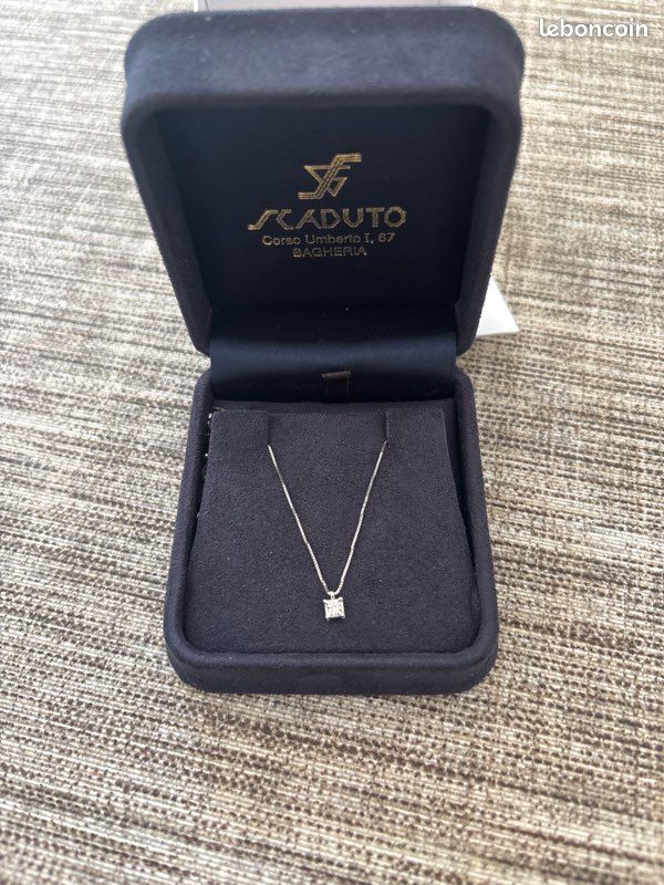 Collier en or blanc 18K avec diamant – pendentif solitaire (image 1)