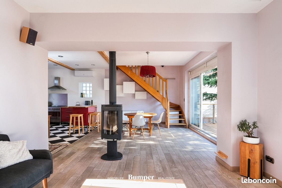 Maison 6 pièces 146 m² · à Lyon · 146 m² · 2 695 €/mois
