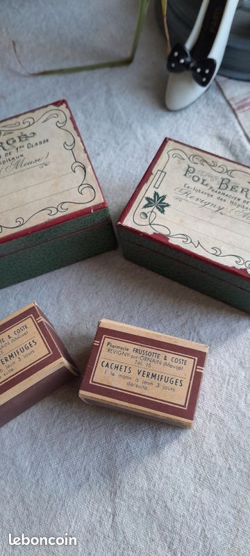 Boîtes pharmaceutiques anciennes (image 2)