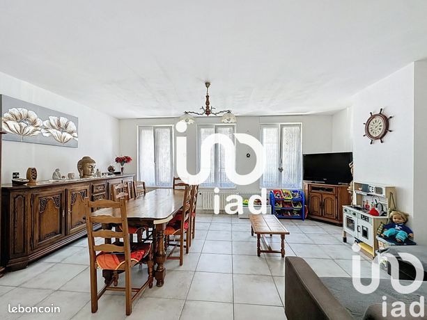 https://img.leboncoin.fr/api/v1/lbcpb1/images/96/8f/71/968f71c45e49d2ba9e7fde0980dffbf86149e47e.jpg?rule=ad-image