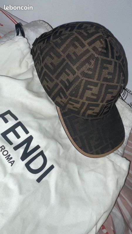 Casquettes fendi (image 2)