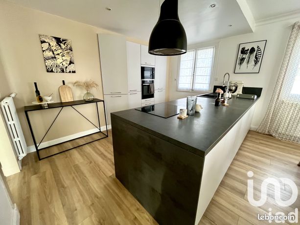 Maison 7 pièces 180 m²