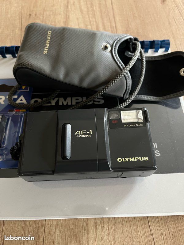 OLYMPUS AF-1 TWIN AF POINT & SHOOT FILM CAMERA 35mm TESTED WORKING CASE