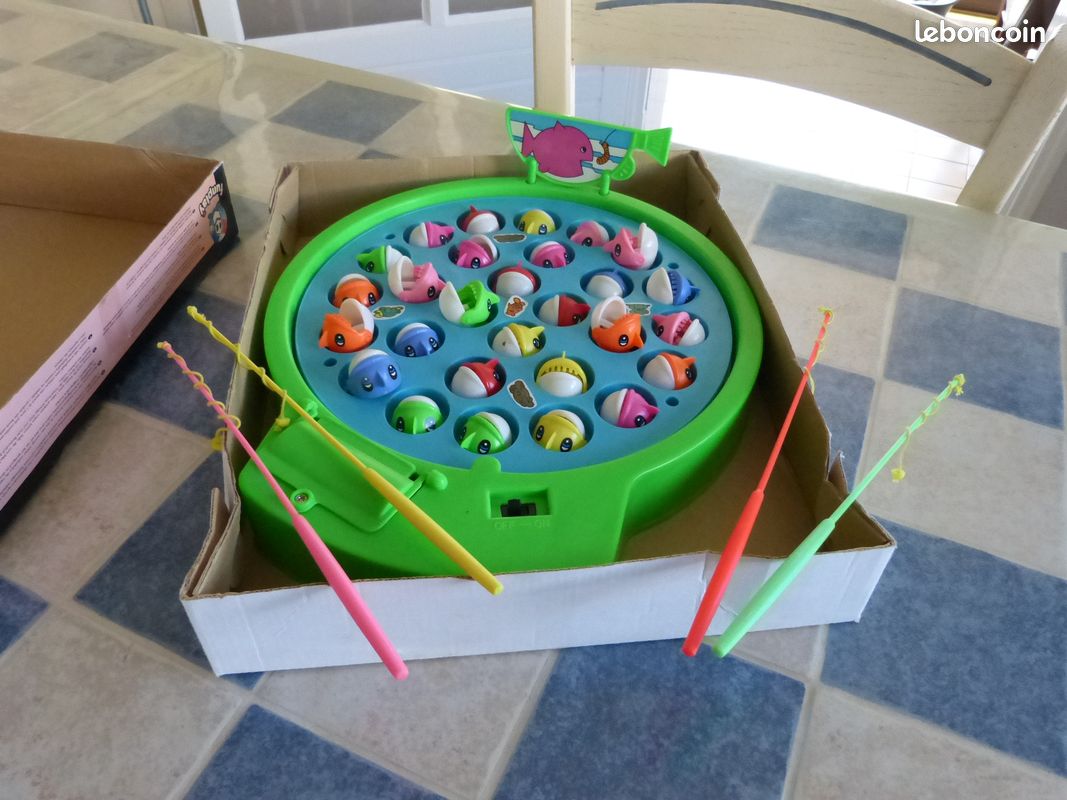 Ancien Jeu De Pêche à La Ligne Pour Enfant - Fabriqué En France, Vintage