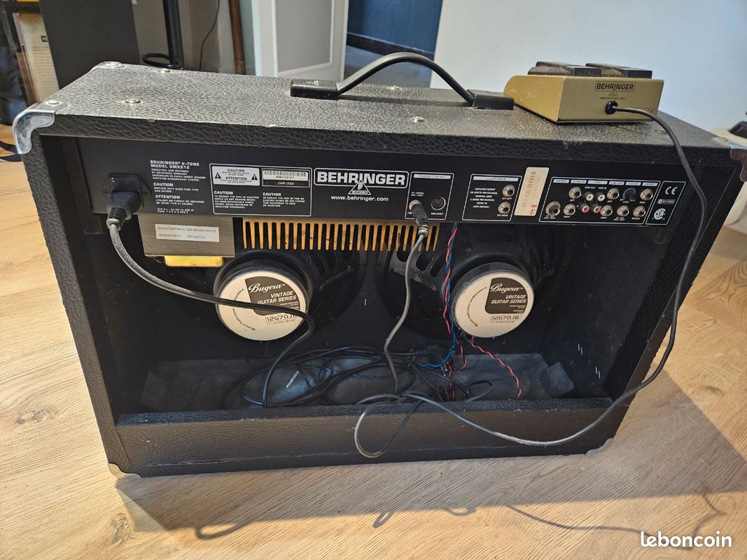 Ampli guitare à lampes BEHRINGER V-TONE GMX212 et Footswitch (image 5)