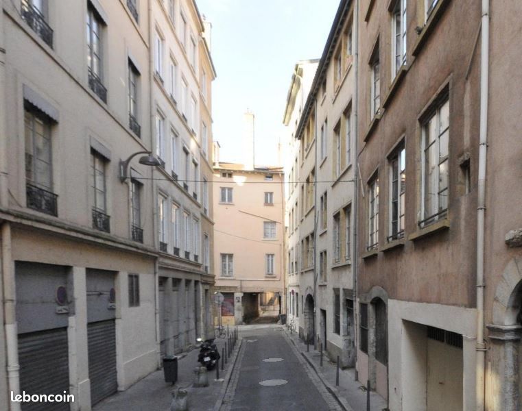 Appartement 3 pièces 48 m² · à Lyon · 48 m² · 894 €