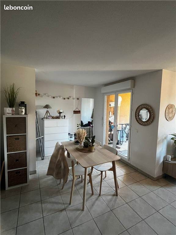 Appartement 2 pièces 40 m² · à Vaison-la-Romaine · 40 m² · 615 €/mois